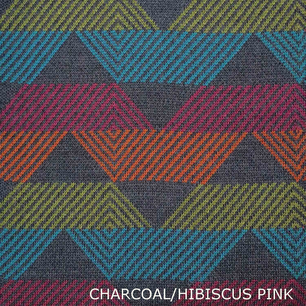 SCARVES - SINGALONG - EXTRA FINE MERINO WOOL - CHARCOAL/HIBISCUS PINK - 